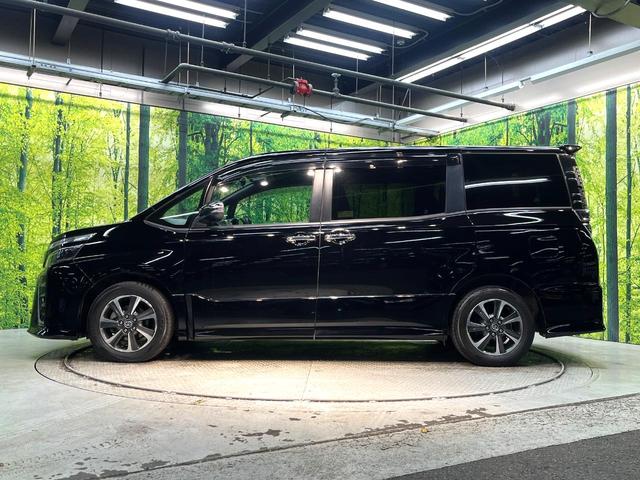 ヴォクシー ＺＳ　煌　禁煙車　両側電動ドア　フリップダウンモニター　アルパイン１１インチナビ　バックカメラ　衝突被害軽減システム　スマートキー　ＬＥＤヘッド　ＥＴＣ　クルコン　純正１６インチアルミ　車線逸脱警報（27枚目）