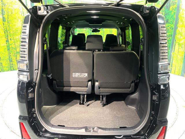 ヴォクシー ＺＳ　煌　禁煙車　両側電動ドア　フリップダウンモニター　アルパイン１１インチナビ　バックカメラ　衝突被害軽減システム　スマートキー　ＬＥＤヘッド　ＥＴＣ　クルコン　純正１６インチアルミ　車線逸脱警報（30枚目）