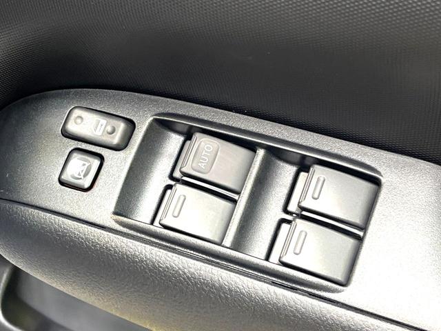 プロボックス ハイブリッドＦ　登録済未使用車　トヨタセーフティセンス　ＡＣ１００Ｖ電源　　オートハイビーム　車線逸脱警報　オートライト　オートエアコン　電動格納ミラー（39枚目）