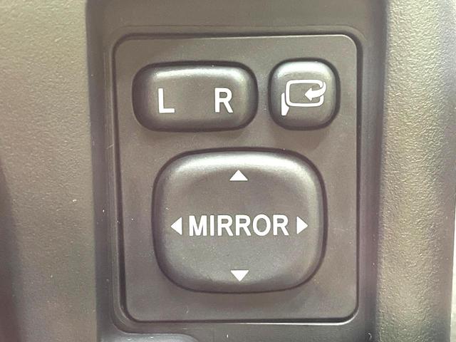 プロボックス ハイブリッドＦ　登録済未使用車　トヨタセーフティセンス　ＡＣ１００Ｖ電源　　オートハイビーム　車線逸脱警報　オートライト　オートエアコン　電動格納ミラー（43枚目）