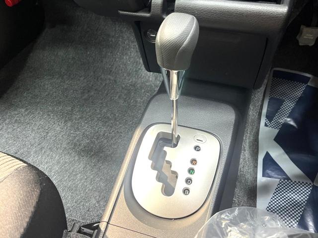 プロボックス ハイブリッドＦ　登録済未使用車　トヨタセーフティセンス　ＡＣ１００Ｖ電源　　オートハイビーム　車線逸脱警報　オートライト　オートエアコン　電動格納ミラー（56枚目）