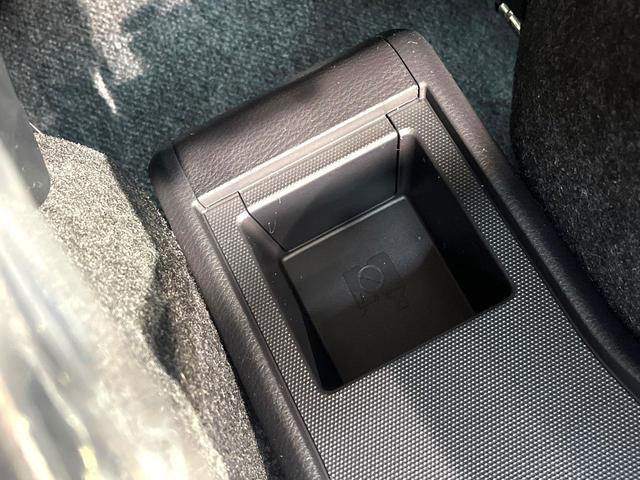 プロボックス ハイブリッドＦ　登録済未使用車　トヨタセーフティセンス　ＡＣ１００Ｖ電源　　オートハイビーム　車線逸脱警報　オートライト　オートエアコン　電動格納ミラー（58枚目）