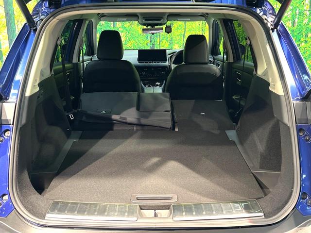 エクストレイル オーテック　ｅ－４ＯＲＣＥ　禁煙車　４ＷＤ　衝突軽減システム　プロパイロット　純正１２インチナビ　全周囲カメラ　フルセグ　ドライブレコーダー　ＥＴＣ２．０　Ｂｌｕｅｔｏｏｔｈ再生　レザーシート　シートヒーター　パワーバックドア（10枚目）