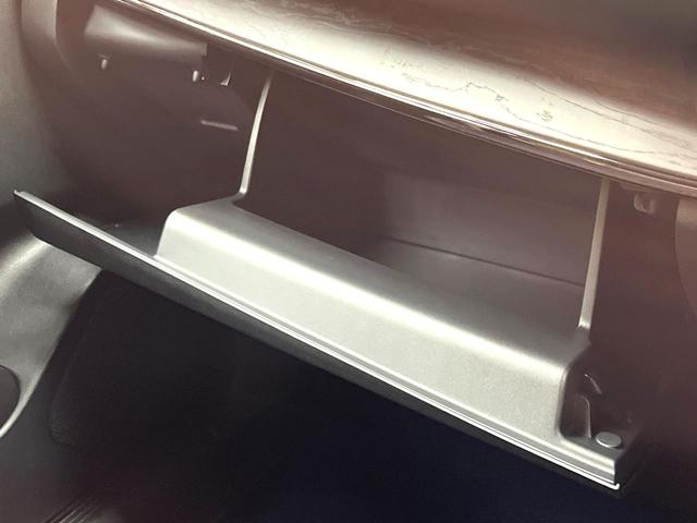 エクストレイル オーテック　ｅ－４ＯＲＣＥ　禁煙車　４ＷＤ　衝突軽減システム　プロパイロット　純正１２インチナビ　全周囲カメラ　フルセグ　ドライブレコーダー　ＥＴＣ２．０　Ｂｌｕｅｔｏｏｔｈ再生　レザーシート　シートヒーター　パワーバックドア（76枚目）