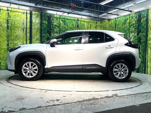 ヤリスクロス G 禁煙車 衝突軽減システム レーダークルーズ ナビ付ディスプレイオーディオ 全周囲カメラ ETC Bluetooth再生 LEDヘッドライト レーンアシスト クリアランスソナー スマートキー(25枚目)