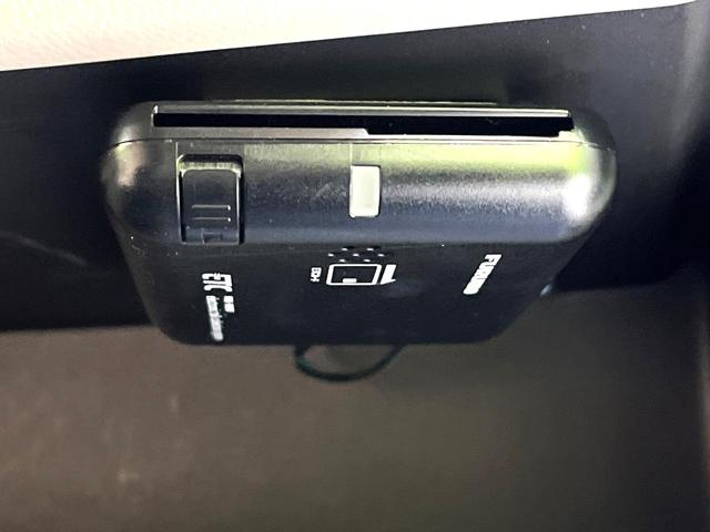 デイズ J 禁煙車 衝突軽減システム SDナビ バックカメラ ETC 電動格納ドアミラー CD再生 地デジ トラクションコントロール プライバシーガラス 盗難防止装置 ベンチシート 横滑り防止装置(6枚目)