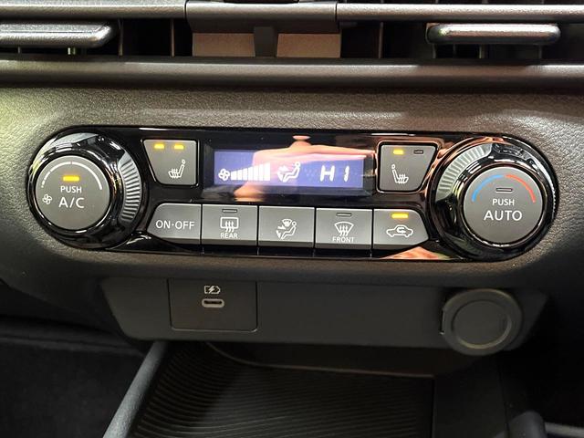 ノート Ｘ　禁煙車　全周囲カメラ　純正９型ディスプレイオーディオ　衝突被害軽減システム　シートヒーター　ドライブレコーダー　コーナーセンサー　ＬＥＤヘッドライト　ＥＴＣ　オートマチックハイビーム　車線逸脱警報（6枚目）