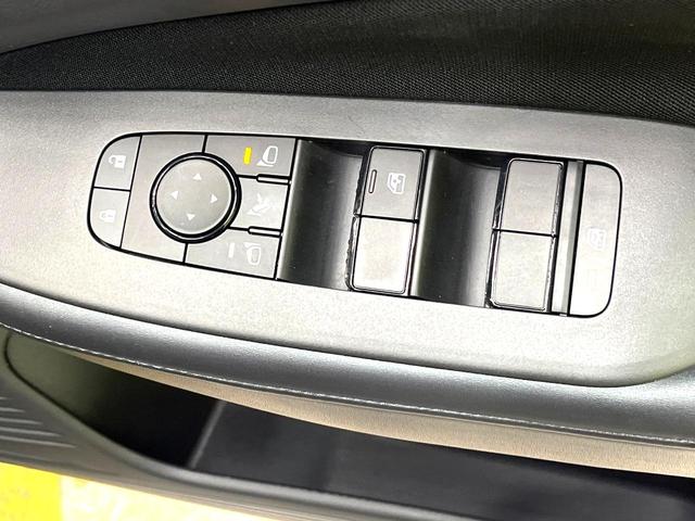 ノート Ｘ　禁煙車　全周囲カメラ　純正９型ディスプレイオーディオ　衝突被害軽減システム　シートヒーター　ドライブレコーダー　コーナーセンサー　ＬＥＤヘッドライト　ＥＴＣ　オートマチックハイビーム　車線逸脱警報（33枚目）