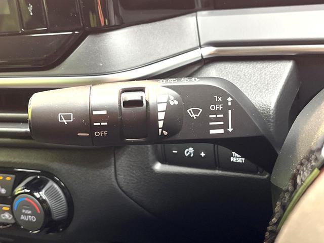 ノート Ｘ　禁煙車　全周囲カメラ　純正９型ディスプレイオーディオ　衝突被害軽減システム　シートヒーター　ドライブレコーダー　コーナーセンサー　ＬＥＤヘッドライト　ＥＴＣ　オートマチックハイビーム　車線逸脱警報（52枚目）