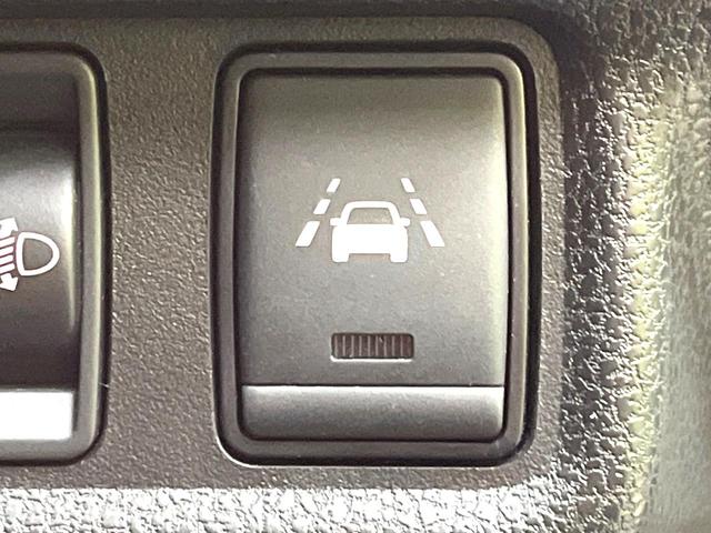 ノート Ｘ　禁煙車　エマージェンシーブレーキ　ＳＤナビ　全周囲カメラ　ドライブレコーダー　コーナーセンサー　オートライト　ＤＶＤ／ＣＤ再生　横滑り防止装置　アイドリングストップ　スマートキー　電動格納ミラー（46枚目）