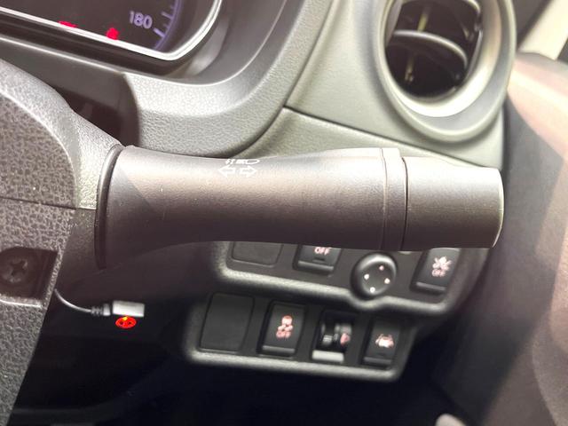 ノート Ｘ　禁煙車　エマージェンシーブレーキ　ＳＤナビ　全周囲カメラ　ドライブレコーダー　コーナーセンサー　オートライト　ＤＶＤ／ＣＤ再生　横滑り防止装置　アイドリングストップ　スマートキー　電動格納ミラー（53枚目）