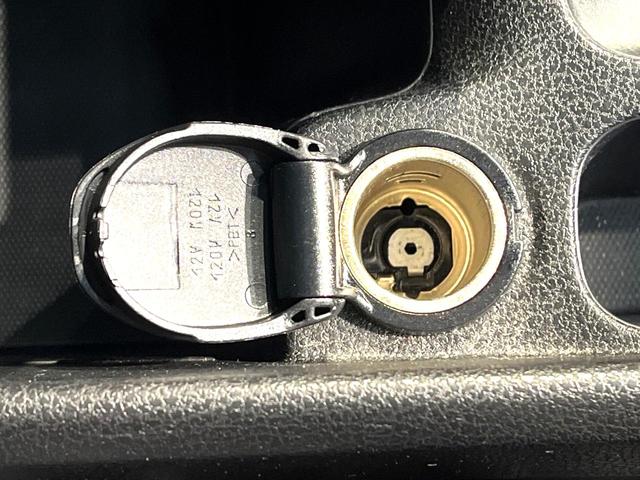 ノート Ｘ　禁煙車　エマージェンシーブレーキ　ＳＤナビ　全周囲カメラ　ドライブレコーダー　コーナーセンサー　オートライト　ＤＶＤ／ＣＤ再生　横滑り防止装置　アイドリングストップ　スマートキー　電動格納ミラー（59枚目）