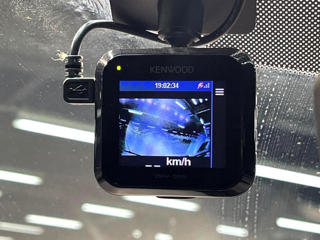 MAZDA3ファストバック 15Sツーリング 禁煙車 純正SDナビ 全周囲カメラ 衝突被害軽減システム レーダークルーズ ドラレコ コーナーセンサー スマートキー LEDヘッド ビルトインETC 純正18インチアルミ オートハイビーム(6枚目)