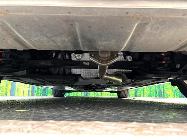 MAZDA3ファストバック 15Sツーリング 禁煙車 純正SDナビ 全周囲カメラ 衝突被害軽減システム レーダークルーズ ドラレコ コーナーセンサー スマートキー LEDヘッド ビルトインETC 純正18インチアルミ オートハイビーム(19枚目)