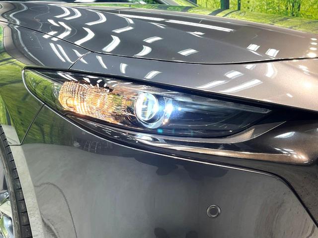 MAZDA3ファストバック 15Sツーリング 禁煙車 純正SDナビ 全周囲カメラ 衝突被害軽減システム レーダークルーズ ドラレコ コーナーセンサー スマートキー LEDヘッド ビルトインETC 純正18インチアルミ オートハイビーム(31枚目)