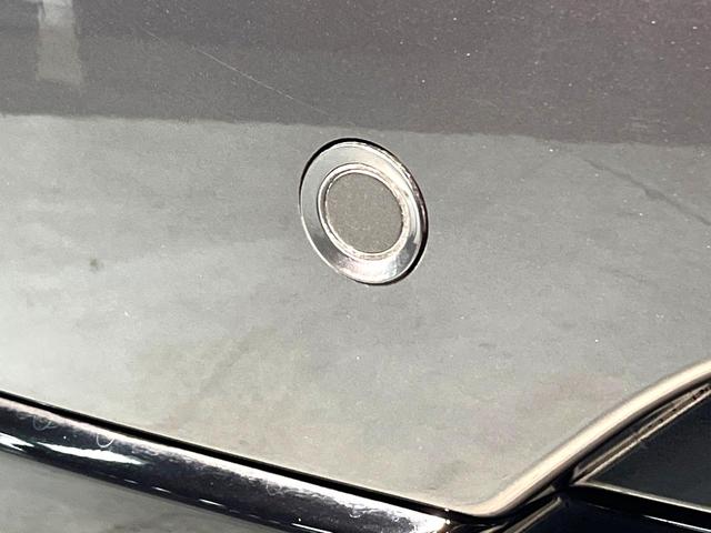 MAZDA3ファストバック 15Sツーリング 禁煙車 純正SDナビ 全周囲カメラ 衝突被害軽減システム レーダークルーズ ドラレコ コーナーセンサー スマートキー LEDヘッド ビルトインETC 純正18インチアルミ オートハイビーム(41枚目)