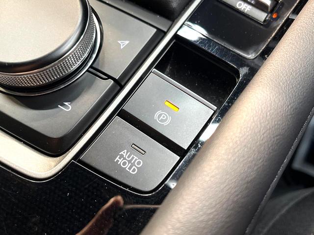 MAZDA3ファストバック 15Sツーリング 禁煙車 純正SDナビ 全周囲カメラ 衝突被害軽減システム レーダークルーズ ドラレコ コーナーセンサー スマートキー LEDヘッド ビルトインETC 純正18インチアルミ オートハイビーム(58枚目)