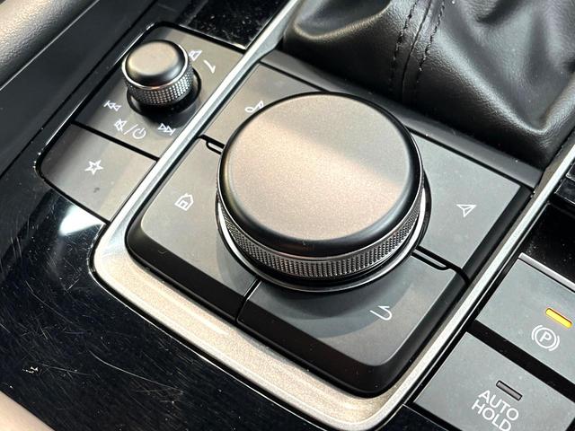 MAZDA3ファストバック 15Sツーリング 禁煙車 純正SDナビ 全周囲カメラ 衝突被害軽減システム レーダークルーズ ドラレコ コーナーセンサー スマートキー LEDヘッド ビルトインETC 純正18インチアルミ オートハイビーム(59枚目)