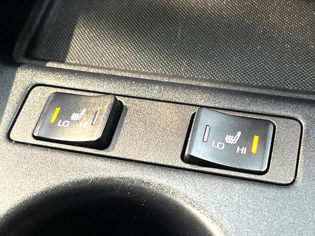 プリウス Sツーリングセレクション 禁煙車 モデリスタエアロ 衝突軽減装置 純正9インチナビ バックカメラ シートヒーター レーダークルーズコントロール ETC ドライブレコーダー LEDヘッドライト 純正17インチアルミホイール(28枚目)