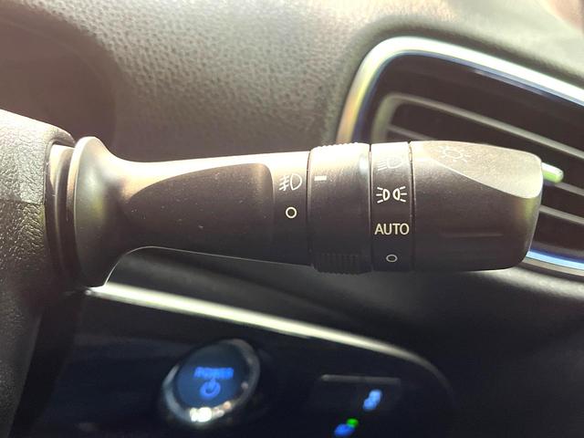 プリウス Sツーリングセレクション 禁煙車 モデリスタエアロ 衝突軽減装置 純正9インチナビ バックカメラ シートヒーター レーダークルーズコントロール ETC ドライブレコーダー LEDヘッドライト 純正17インチアルミホイール(38枚目)