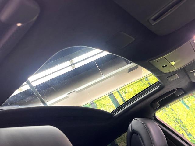 LS LS500h バージョンL 禁煙車 4WD サンルーフ TRDフルエアロ 衝突軽減装置 レーダークルーズ 純正12インチナビ 全周囲カメラ フルセグ ドラレコ デジタルインナーミラー ブラインドスポットモニター(3枚目)