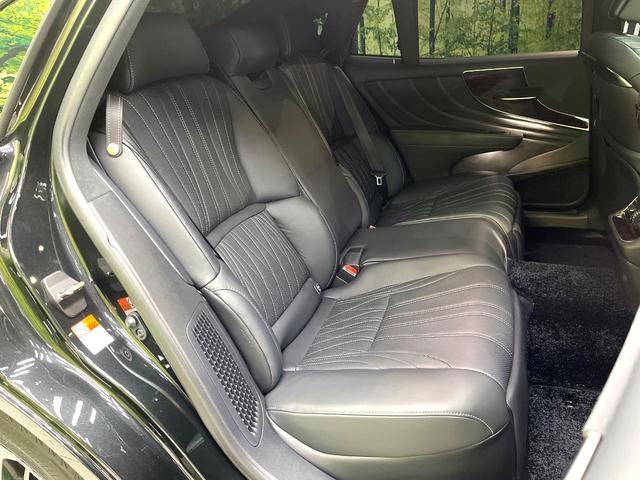 LS LS500h バージョンL 禁煙車 4WD サンルーフ TRDフルエアロ 衝突軽減装置 レーダークルーズ 純正12インチナビ 全周囲カメラ フルセグ ドラレコ デジタルインナーミラー ブラインドスポットモニター(9枚目)