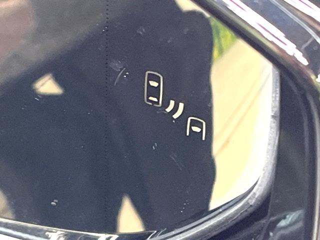 LS LS500h バージョンL 禁煙車 4WD サンルーフ TRDフルエアロ 衝突軽減装置 レーダークルーズ 純正12インチナビ 全周囲カメラ フルセグ ドラレコ デジタルインナーミラー ブラインドスポットモニター(28枚目)