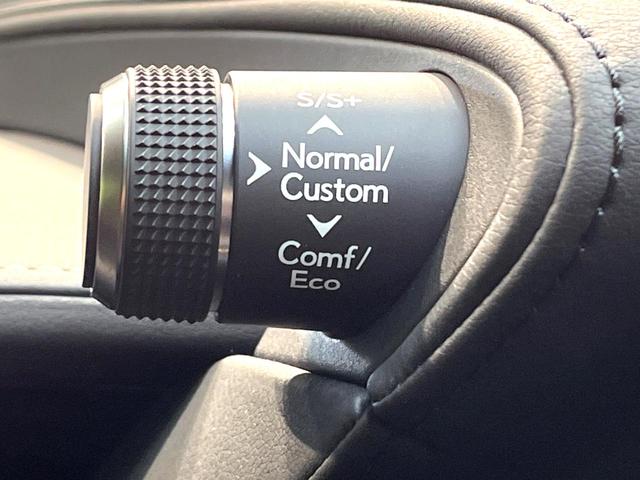 LS LS500h バージョンL 禁煙車 4WD サンルーフ TRDフルエアロ 衝突軽減装置 レーダークルーズ 純正12インチナビ 全周囲カメラ フルセグ ドラレコ デジタルインナーミラー ブラインドスポットモニター(34枚目)