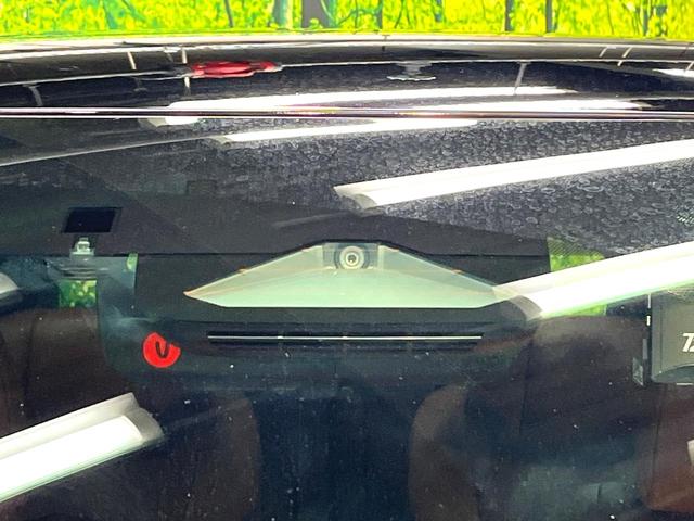 ヴェルファイアハイブリッド Z プレミア 禁煙車 ムーンルーフ フリップダウンモニター 両側電動スライドドア セーフティセンス レーダークルーズ 純正14インチナビ 全周囲カメラ フルセグ ドラレコ ブラインドスポットモニター ETC2.0(25枚目)