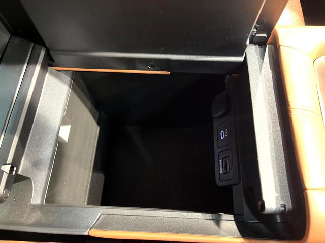 ヴェルファイアハイブリッド Z プレミア 禁煙車 ムーンルーフ フリップダウンモニター 両側電動スライドドア セーフティセンス レーダークルーズ 純正14インチナビ 全周囲カメラ フルセグ ドラレコ ブラインドスポットモニター ETC2.0(64枚目)