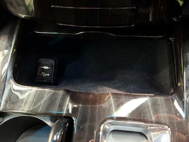 クラウンハイブリッド アスリートS Four 4WD 禁煙車 純正8型ナビ バックカメラ 衝突被害軽減システム レーダークルーズ ドラレコ ETC Bluetooth フルセグ コーナーセンサー スマートキー LEDヘッド 純正18インチアルミ(60枚目)