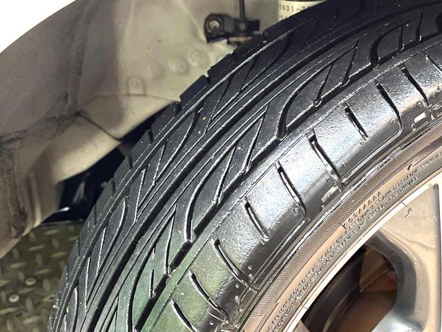 ワゴンR 20周年記念車 禁煙車 純正SDナビ バックカメラ 衝突被害軽減システム シートヒーター ETC スマートキー HIDヘッド 純正15インチアルミホイール オートライト オートエアコン 地デジ(27枚目)