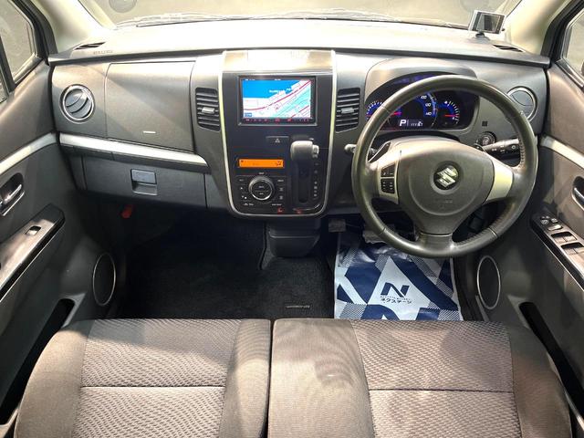 ワゴンＲスティングレー Ｔ　ナビ　ＥＴＣ　ＨＩＤヘッドライト　パドルシフト　純正１５インチアルミホイール　Ｂｌｕｅｔｏｏｔｈ再生　オートエアコン　オートライト　スマートキー　電動格納ミラー　バニティミラー（2枚目）