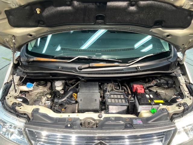 ワゴンＲスティングレー Ｔ　ナビ　ＥＴＣ　ＨＩＤヘッドライト　パドルシフト　純正１５インチアルミホイール　Ｂｌｕｅｔｏｏｔｈ再生　オートエアコン　オートライト　スマートキー　電動格納ミラー　バニティミラー（17枚目）