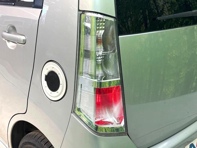 ワゴンＲスティングレー Ｔ　ナビ　ＥＴＣ　ＨＩＤヘッドライト　パドルシフト　純正１５インチアルミホイール　Ｂｌｕｅｔｏｏｔｈ再生　オートエアコン　オートライト　スマートキー　電動格納ミラー　バニティミラー（29枚目）