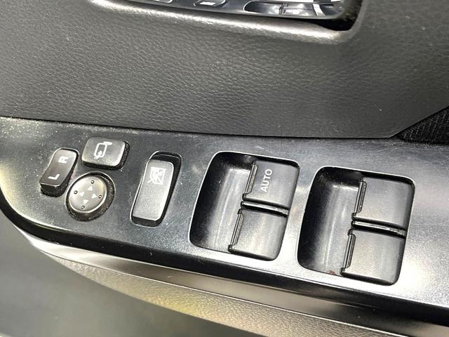 ワゴンＲスティングレー Ｔ　ナビ　ＥＴＣ　ＨＩＤヘッドライト　パドルシフト　純正１５インチアルミホイール　Ｂｌｕｅｔｏｏｔｈ再生　オートエアコン　オートライト　スマートキー　電動格納ミラー　バニティミラー（38枚目）