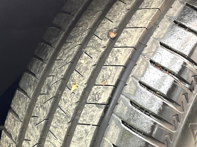 ハリアー プレミアム 本革シート JBLサウンド 禁煙車 純正9型ナビ バックカメラ クルーズコントロール ETC Bluetooth パワーシート シートヒーター 電動リアゲート スマートキー LEDヘッド(37枚目)