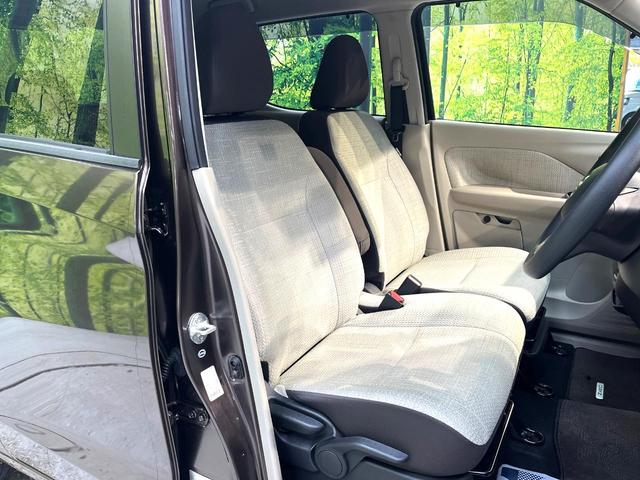 デイズ Ｘ　純正ＳＤナビ　バックカメラ　衝突被害軽減システム　禁煙車　ドラレコ　コーナーセンサー　スマートキー　純正１４インチアルミ　車線逸脱警報　オートライト　オートエアコン　Ｂｌｕｅｔｏｏｔｈ（9枚目）