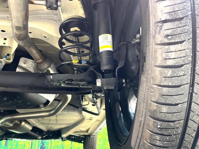 ハスラー ハイブリッドＧ　禁煙車　衝突軽減装置　レーダークルーズ　シートヒーター　クリアランスソナー　スマートキー　アイドリングストップ　プライバシーガラス　車線逸脱警報　電動格納ミラー　バニティミラー　盗難防止装置（20枚目）