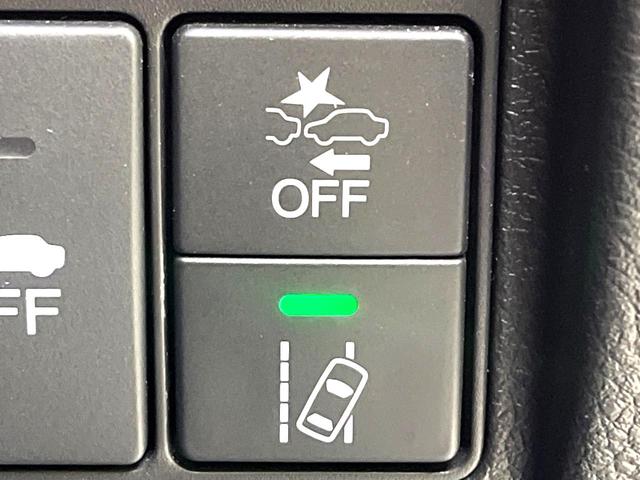 ヴェゼル ハイブリッドＲＳ・ホンダセンシング　禁煙車　衝突軽減システム　アダプティブクルーズ　純正８インチナビ　バックカメラ　フルセグ　ＥＴＣ　Ｂｌｕｅｔｏｏｔｈ再生　ハーフレザーシート　シートヒーター　ＬＥＤヘッドライト　ＬＥＤフォグランプ（5枚目）