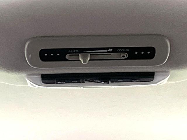 セレナ Ｓ　電動スライドドア　ＳＤナビ　全周囲カメラ　衝突被害軽減システム　禁煙車　コーナーセンサー　スマートキー　ＥＴＣ　クルコン　オートハイビーム　車線逸脱警報　オートライト　オートエアコン（49枚目）