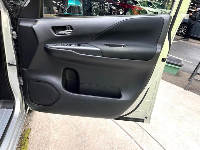 セレナ Ｓ　電動スライドドア　ＳＤナビ　全周囲カメラ　衝突被害軽減システム　禁煙車　コーナーセンサー　スマートキー　ＥＴＣ　クルコン　オートハイビーム　車線逸脱警報　オートライト　オートエアコン（55枚目）