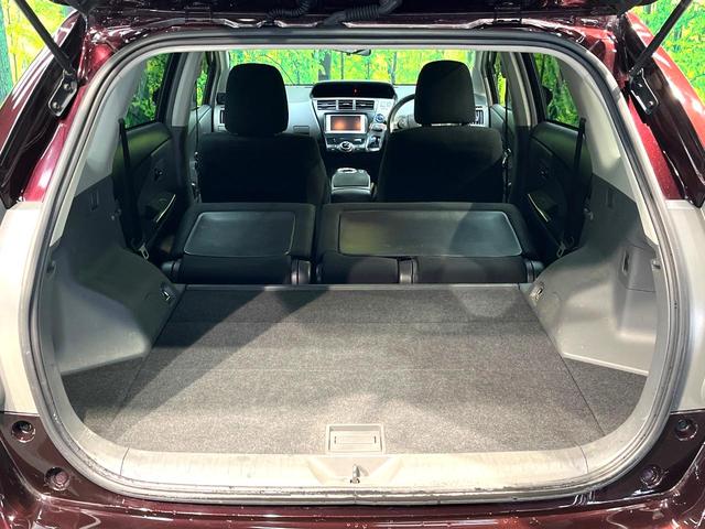 プリウスアルファ Ｓ　チューン　ブラック　純正ナビ　バックカメラ　禁煙車　コーナーセンサー　スマートキー　ＥＴＣ　ＬＥＤヘッド　純正１６インチアルミ　オートライト　オートエアコン　Ｂｌｕｅｔｏｏｔｈ　ＣＤ　ＤＶＤ再生　フルセグ（10枚目）