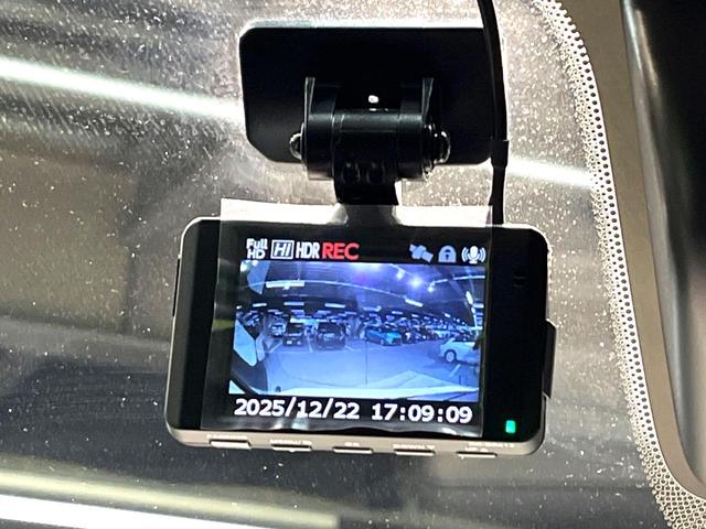 デリカミニ Ｔ　プレミアム　４ＷＤ　両側電動ドア　ＳＤナビ　全周囲カメラ　ｅ－アシスト　マイパイロット　禁煙車　ハーフレザーシート　ドラレコ　コーナーセンサー　ステアリングヒーター　スマートキー　ＬＥＤヘッド　ビルトインＥＴＣ（7枚目）