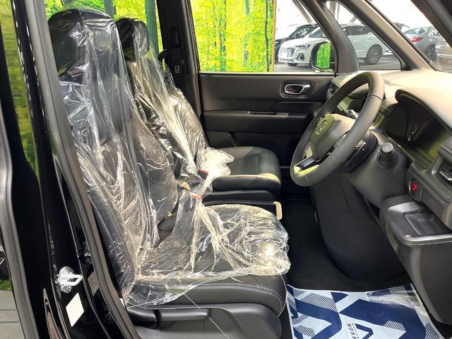 ステップワゴン ｅ：ＨＥＶスパーダ　登録済未使用車　両側電動ドア　衝突被害軽減システム　レーダークルーズ　電動リアゲート　コーナーセンサー　シートヒーター　スマートキー　ＬＥＤヘッド　純正１６インチアルミ　ハーフレザーシート（7枚目）