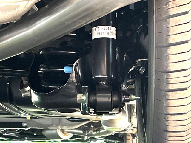 ステップワゴン ｅ：ＨＥＶスパーダ　登録済未使用車　両側電動ドア　衝突被害軽減システム　レーダークルーズ　電動リアゲート　コーナーセンサー　シートヒーター　スマートキー　ＬＥＤヘッド　純正１６インチアルミ　ハーフレザーシート（20枚目）