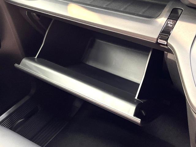 ステップワゴン ｅ：ＨＥＶスパーダ　登録済未使用車　両側電動ドア　衝突被害軽減システム　レーダークルーズ　電動リアゲート　コーナーセンサー　シートヒーター　スマートキー　ＬＥＤヘッド　純正１６インチアルミ　ハーフレザーシート（64枚目）