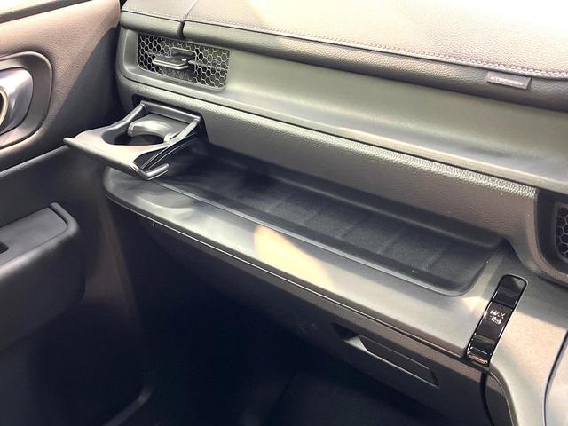 ステップワゴン ｅ：ＨＥＶスパーダ　登録済未使用車　両側電動ドア　衝突被害軽減システム　レーダークルーズ　電動リアゲート　コーナーセンサー　シートヒーター　スマートキー　ＬＥＤヘッド　純正１６インチアルミ　ハーフレザーシート（65枚目）