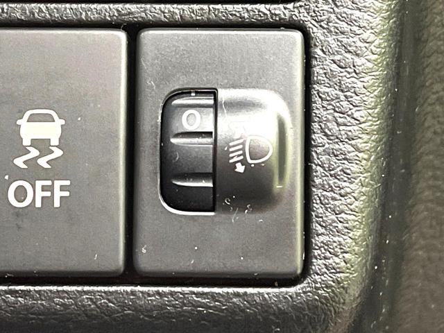 アルト Ｌ　禁煙車　ＳＤナビ　ＥＴＣ　シートヒーター　ＣＤ／ＤＶＤ再生　地デジ　横滑り防止装置　アイドリングストップシステム　キーレス　エアコン（42枚目）