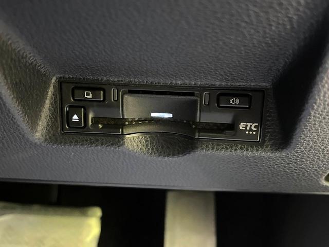 ヤリスクロス ハイブリッドＺ　禁煙車　ナビ付ディスプレイオーディオ　全周囲カメラ　衝突軽減装置　レーダークルーズ　ドラレコ　ＥＴＣ　Ｂｌｕｅｔｏｏｔｈ再生　ブラインドスポットモニター　シートヒーター　パワーシート　スマートキー（6枚目）